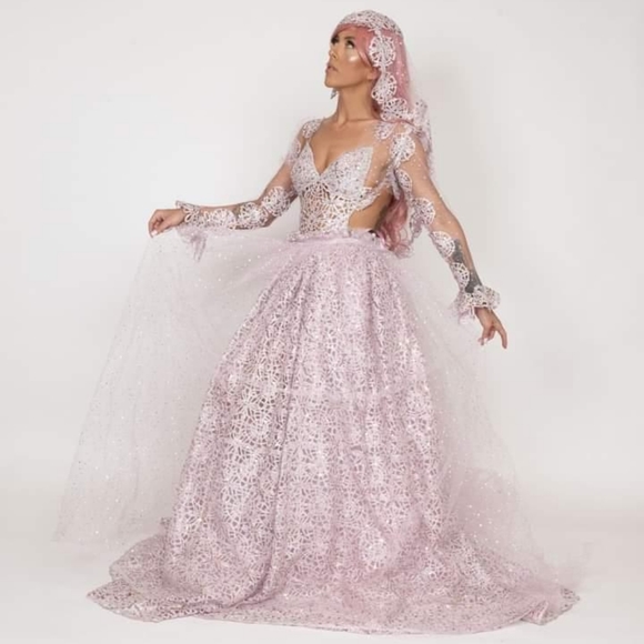 "HARLOW" Pink & Silver Medieval Goddess Babydoll Wedding Ballgown Set - Picture 3 of 4